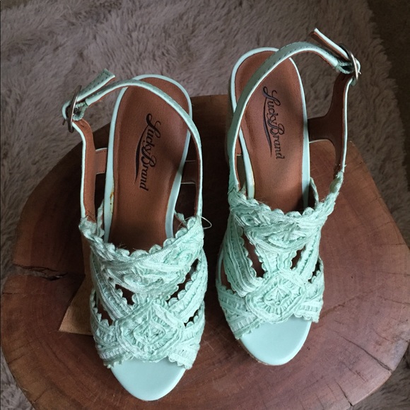🍀 NWOT Lucky Brand Mint Wedges - Picture 5 of 8
